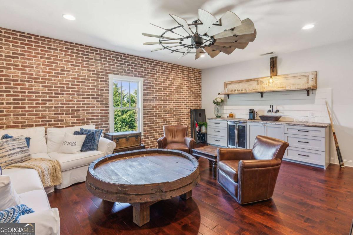 Parkview at Crabapple - Residential