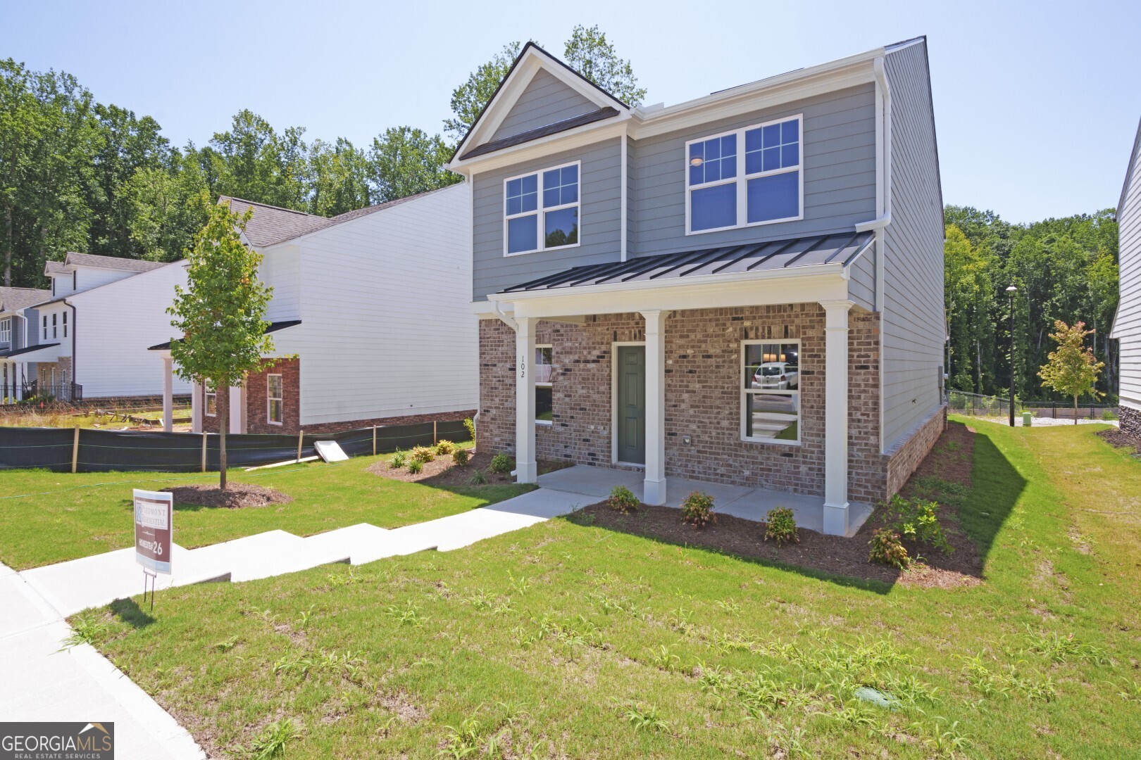 102 Berry DR 102
