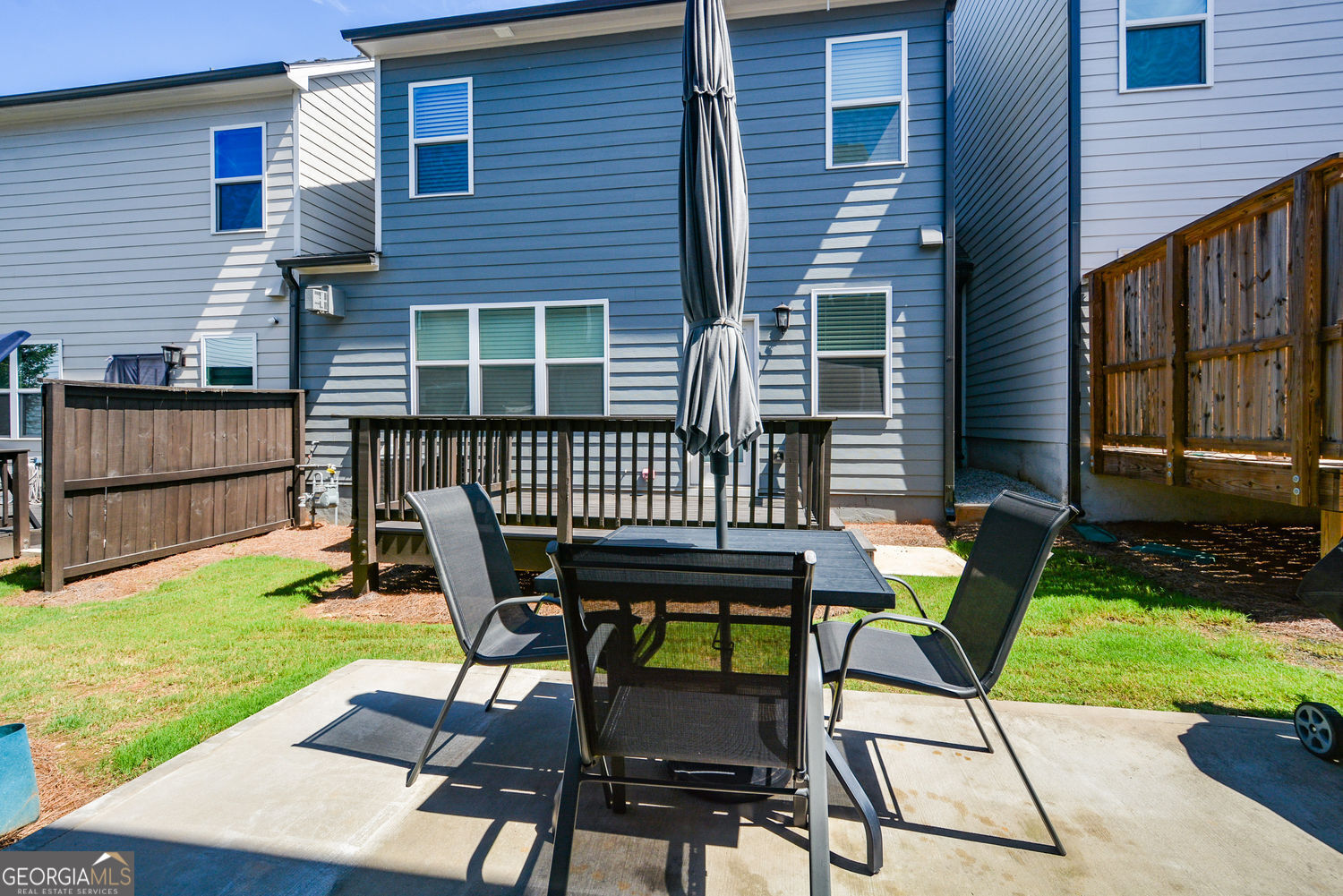 ADDISON POINT - Residential