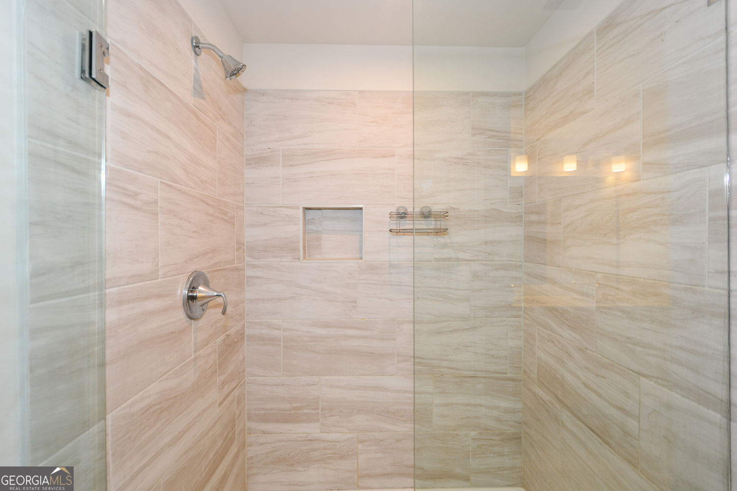 ADDISON POINT - Residential