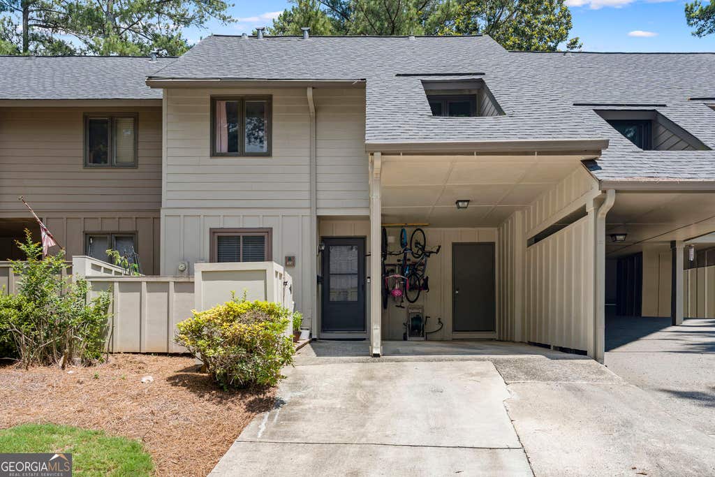 Photo of 897 Cedar Canyon Square SE, Marietta, GA 30067 (MLS # 10803670)