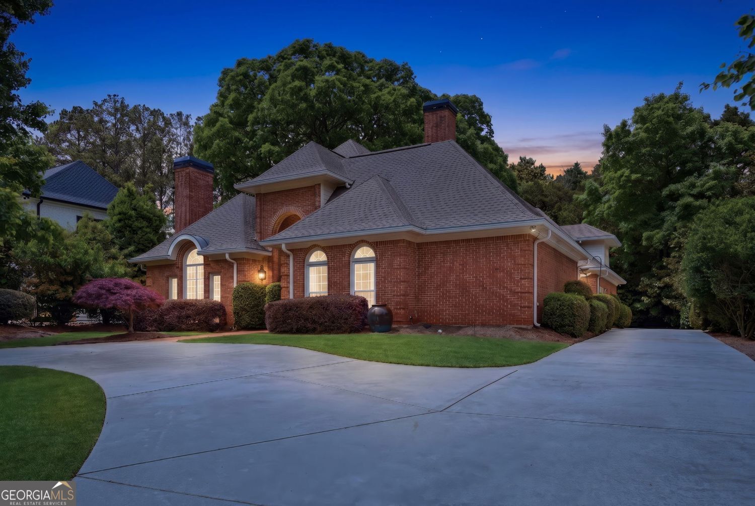 104 Oakland Hills CT