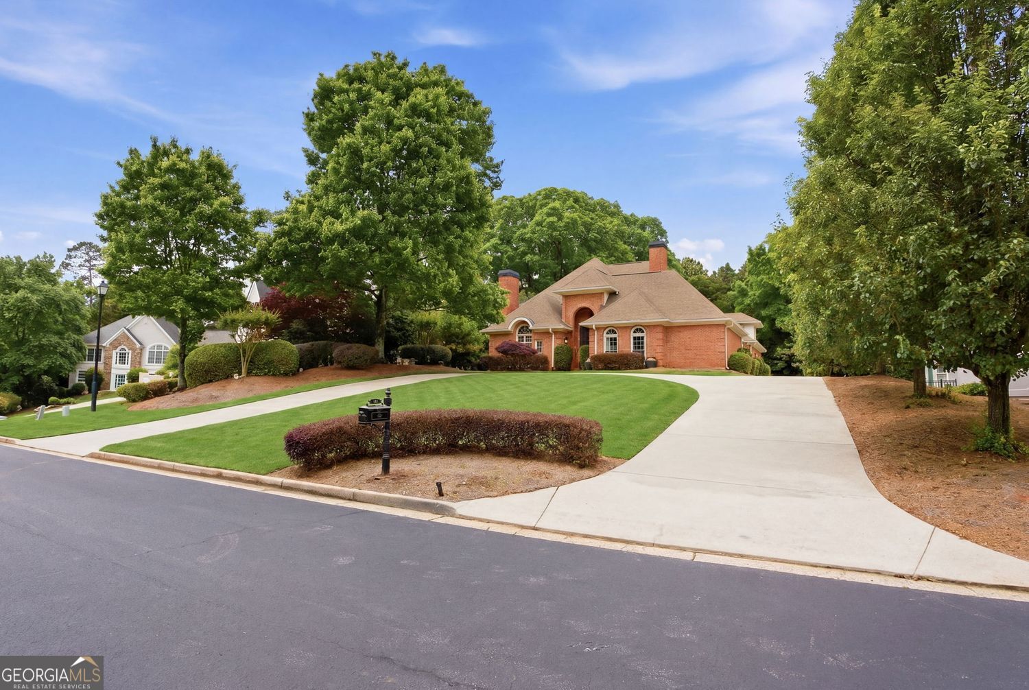104 Oakland Hills CT