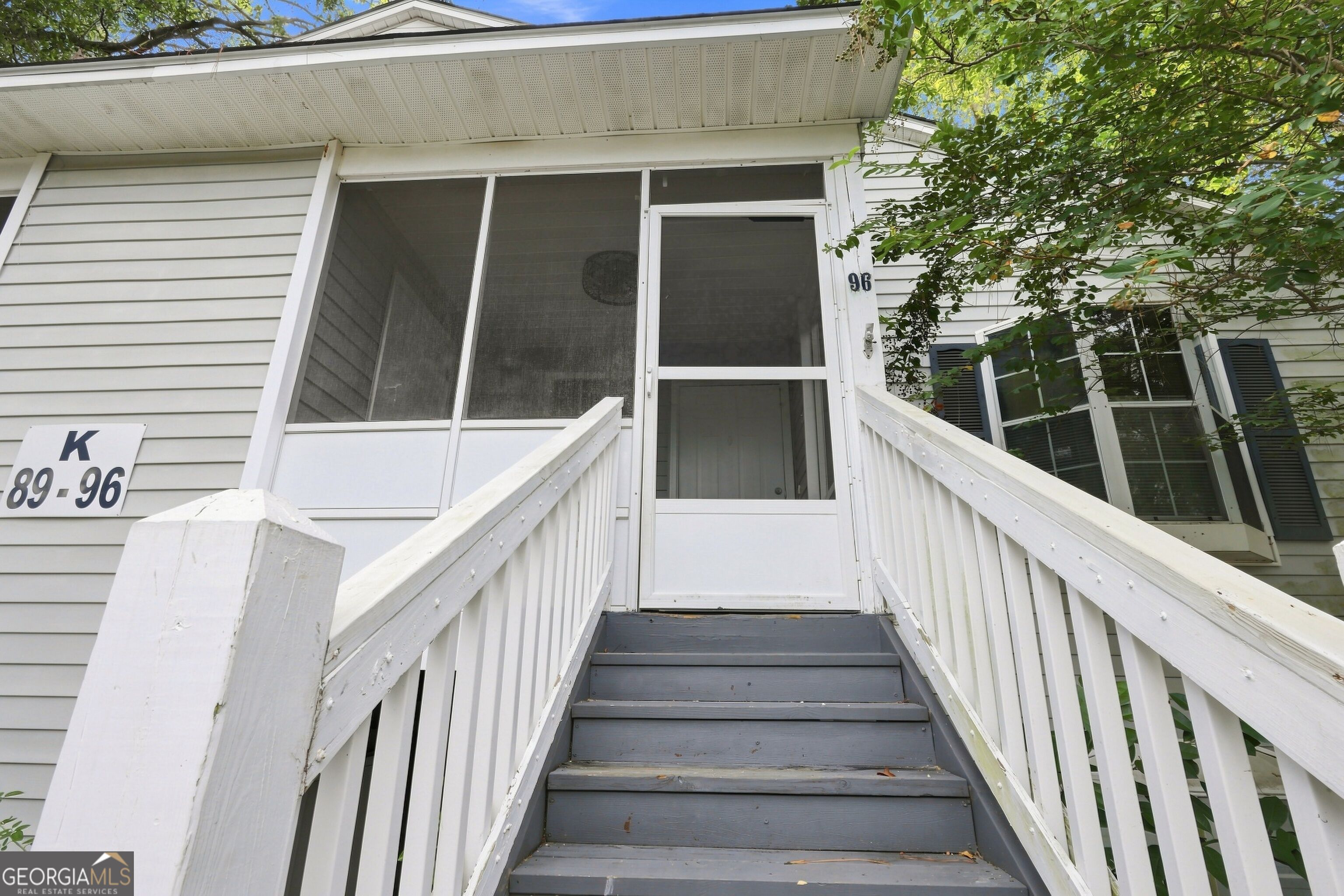 2092 Sherwood DR K-96