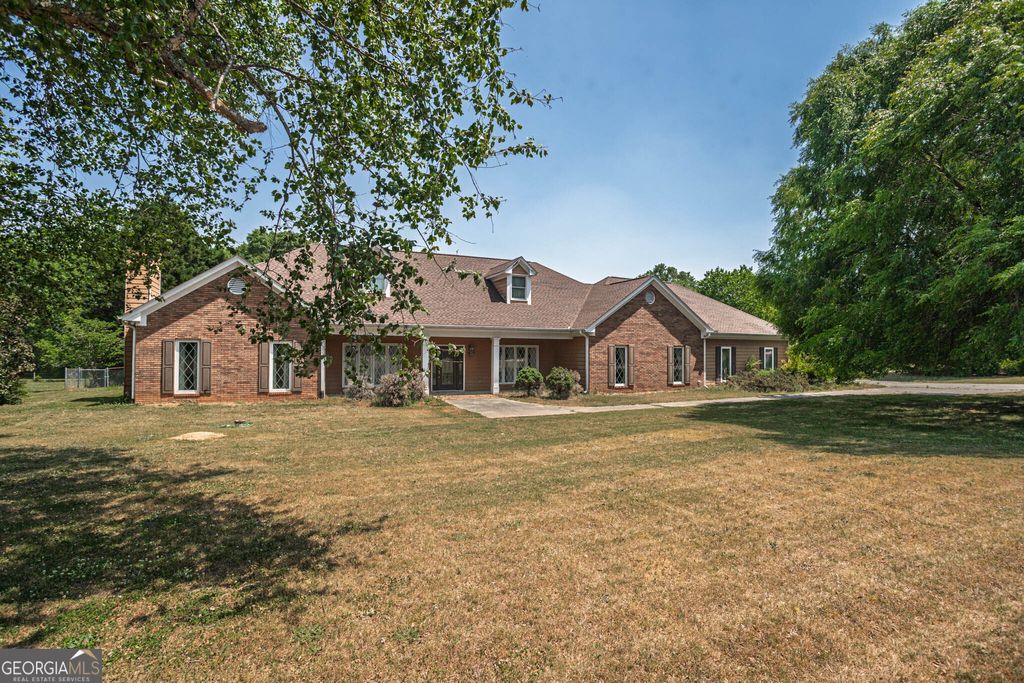 Photo of 1520 Old Monroe Madison Highway, Monroe, GA 30655 (MLS # 10742804)