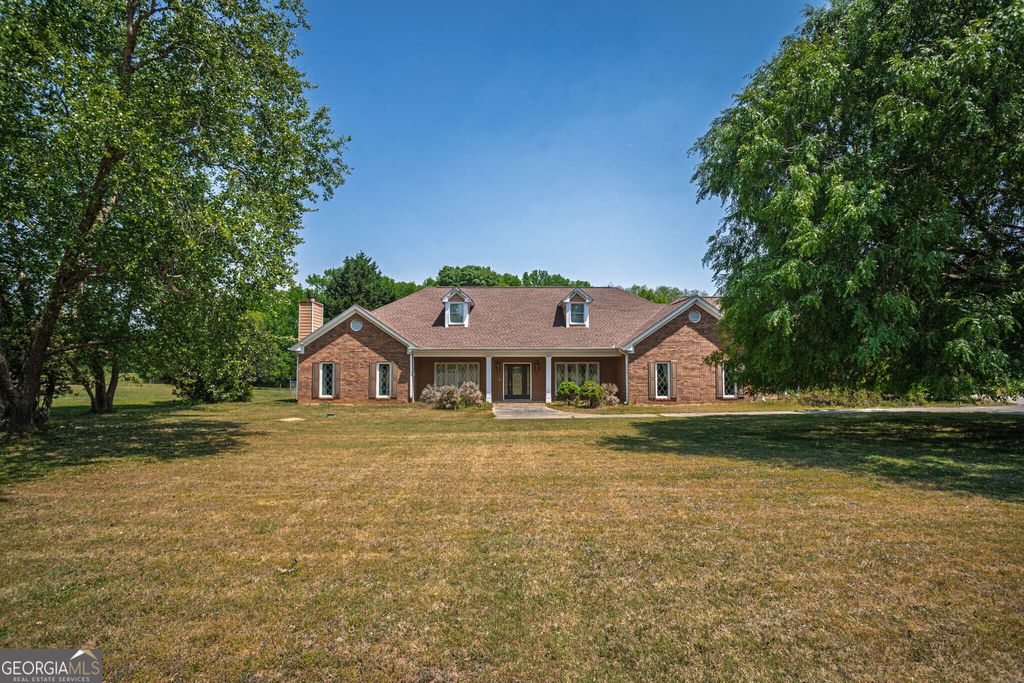 Photo of 1520 Old Monroe Madison Highway, Monroe, GA 30655 (MLS # 10742804)