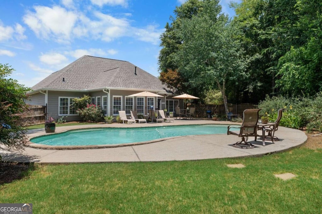 Photo of 28 Priory Club Drive NW, Cartersville, GA 30120 (MLS # 10857657)