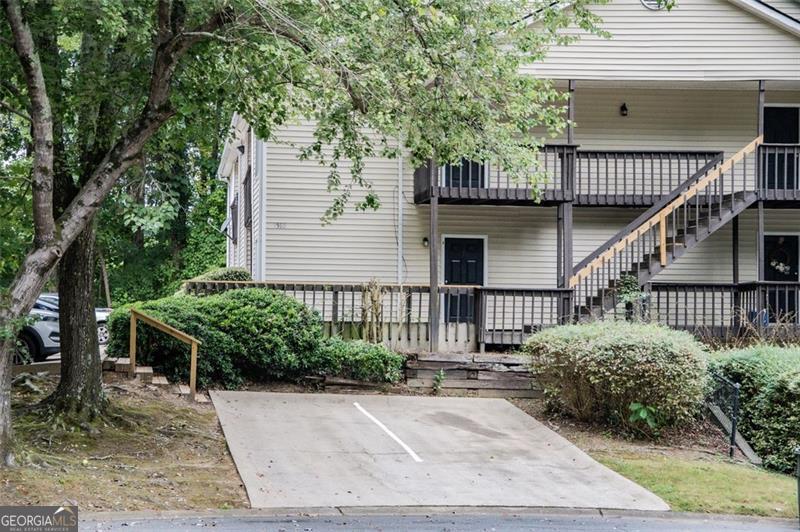 Oakpointe Drive - Residential Lease