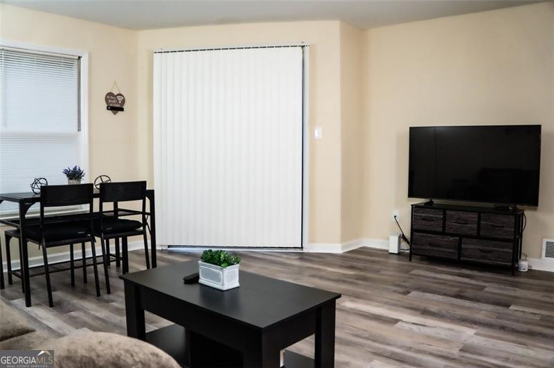 Oakpointe Drive - Residential Lease
