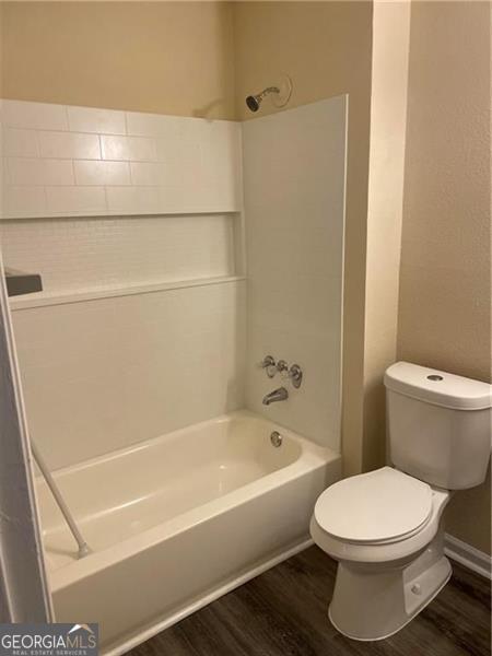 Oakpointe Drive - Residential Lease