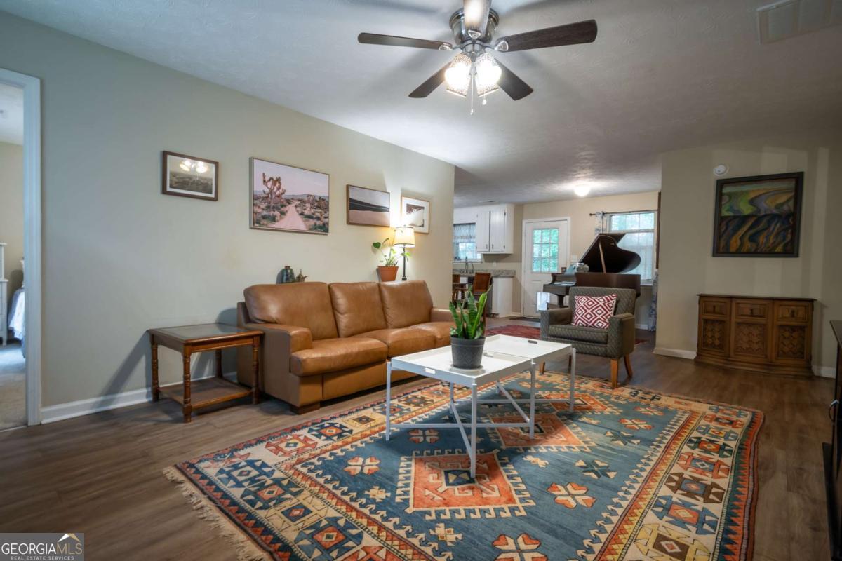 210 Big Oak CIR