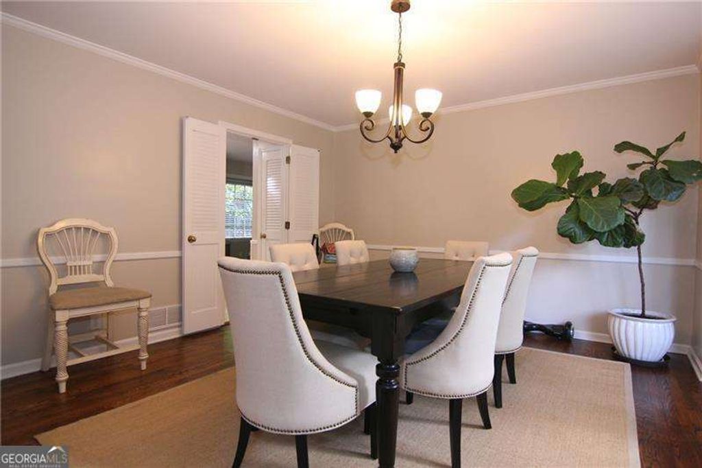 Photo of 3571 Sunderland Circle NE, Brookhaven, GA 30319 (MLS # 10625110)