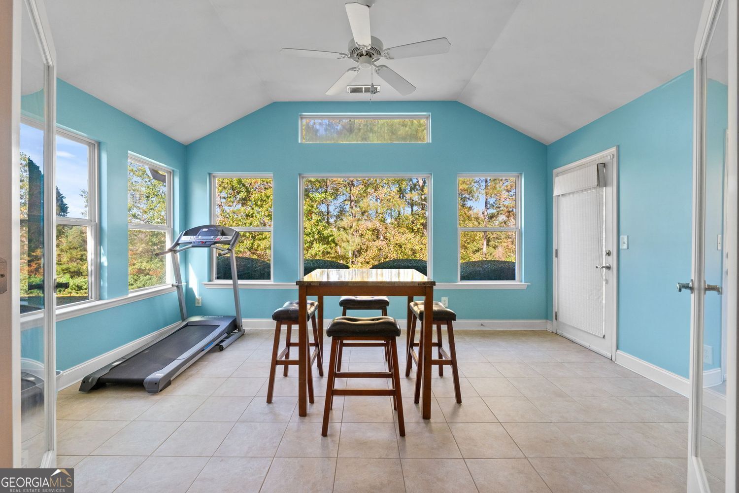 THE COTTAGES OF HERON BAY - Residential