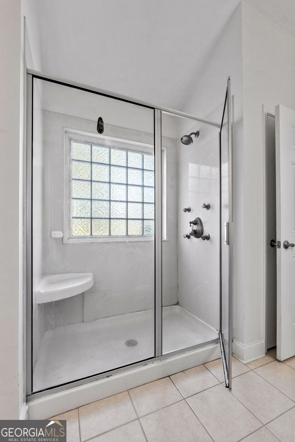 THE COTTAGES OF HERON BAY - Residential