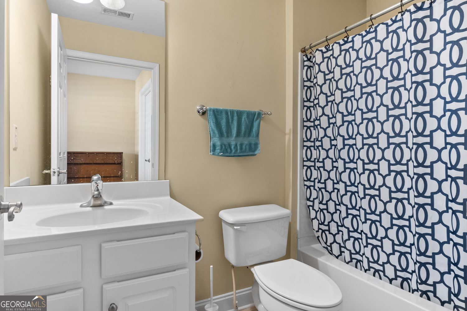 THE COTTAGES OF HERON BAY - Residential