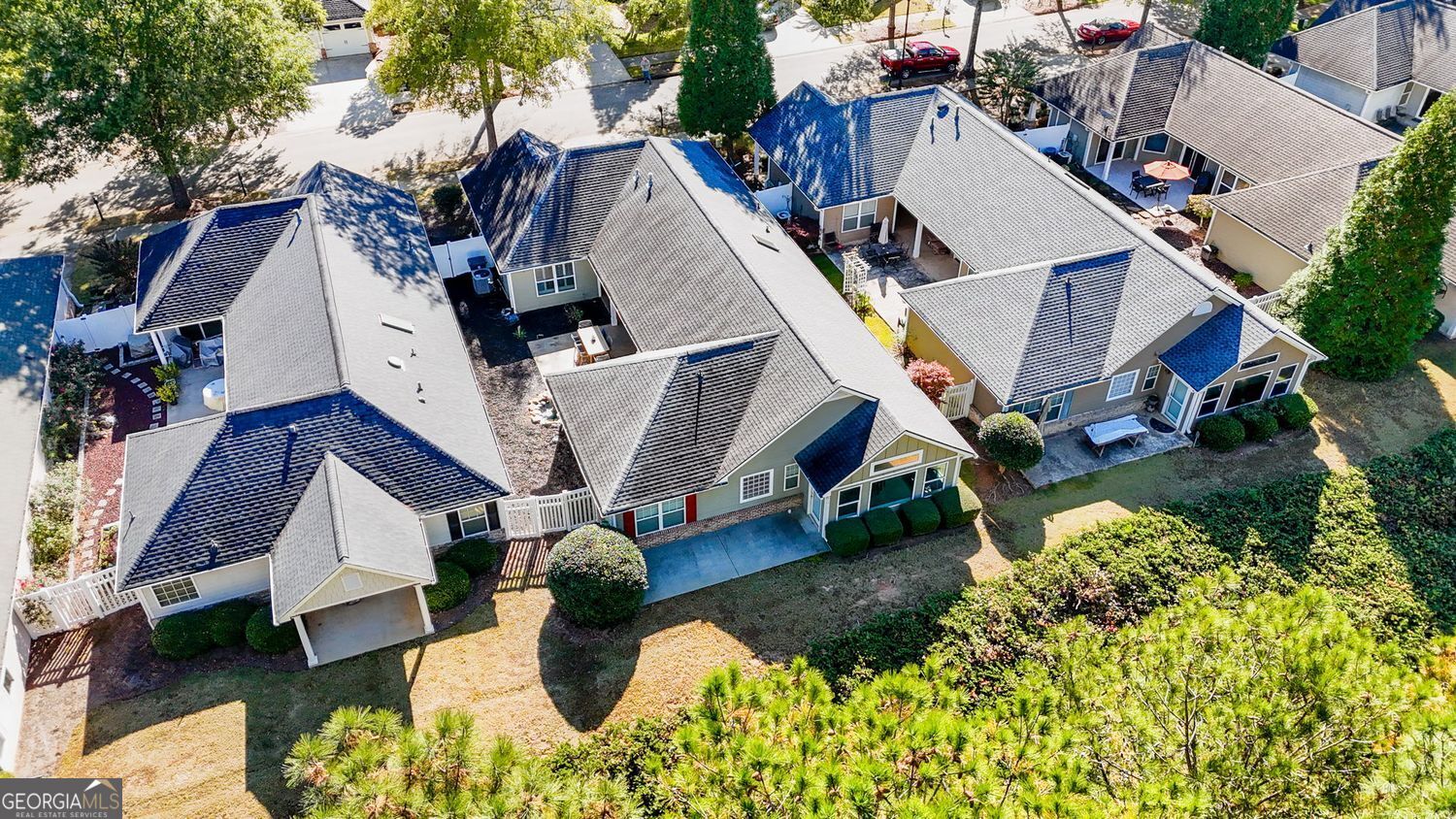 THE COTTAGES OF HERON BAY - Residential