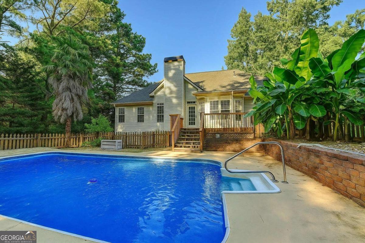 Beautifully maintained 3-bedroom, 2.5-bath ranch-style home with an upstairs loft located in a quiet cul-de-sac in a desirable neighborhood with top-rated schools. This home features a spacious, open floorplan with main-level living and a partially finished basement offering flexible space for a home office, gym, or recreation area. Enjoy the private, fenced backyard with mature landscaping and an in-ground pool-perfect for relaxing or entertaining. Ideal for families or those seeking single-level living in a prime location. Key Features: 3 Bedrooms / 2.5 Bathrooms Ranch floorplan with partially finished basement In-ground pool in private backyard Quiet cul-de-sac location Zoned for excellent schools Move-in ready condition Don't miss this rare opportunity-schedule your private tour today! *** Preferred lender offering 1% incentive program on financing***