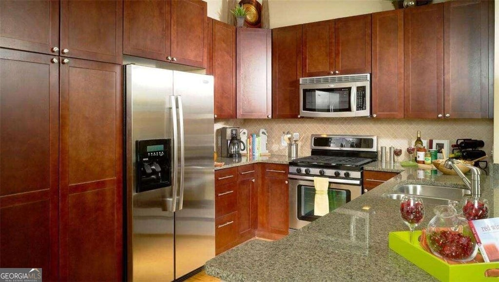 Photo of 3645 Habersham Road NE #403, Atlanta, GA 30305 (MLS # 10282364)