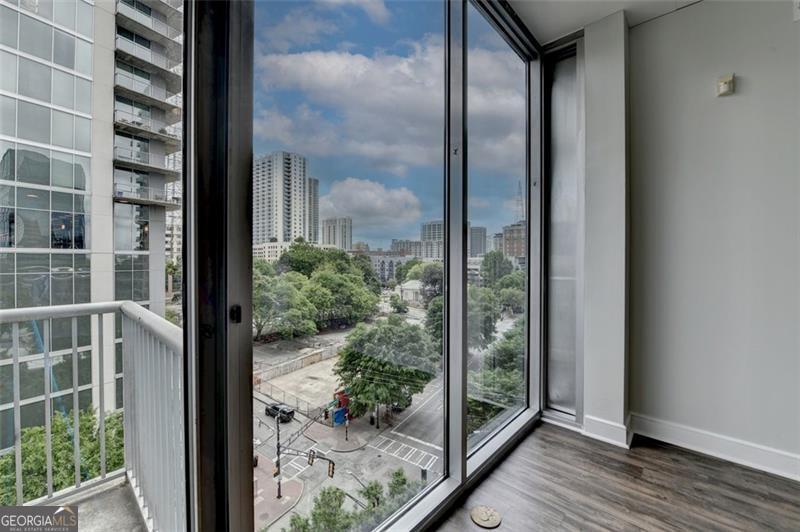950 Peachtree ST 911