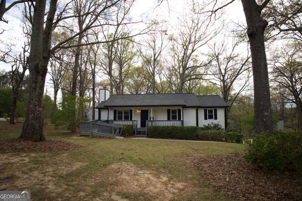 Photo of 2955 Flowers Drive, Douglasville, GA 30135 (MLS # 10794898)