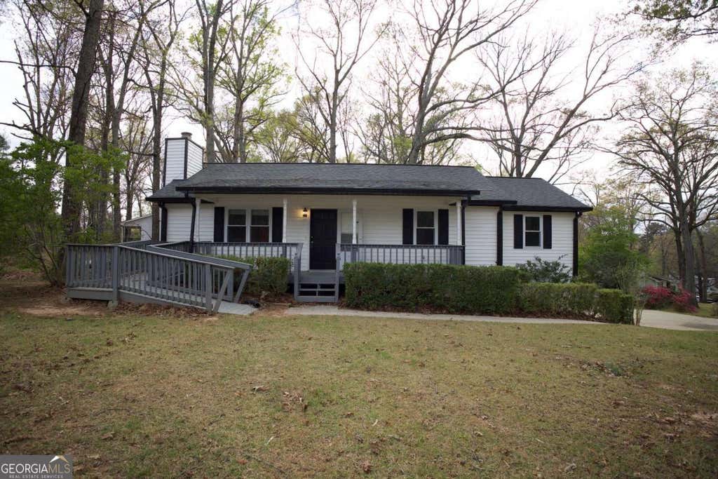 Photo of 2955 Flowers Drive, Douglasville, GA 30135 (MLS # 10794898)