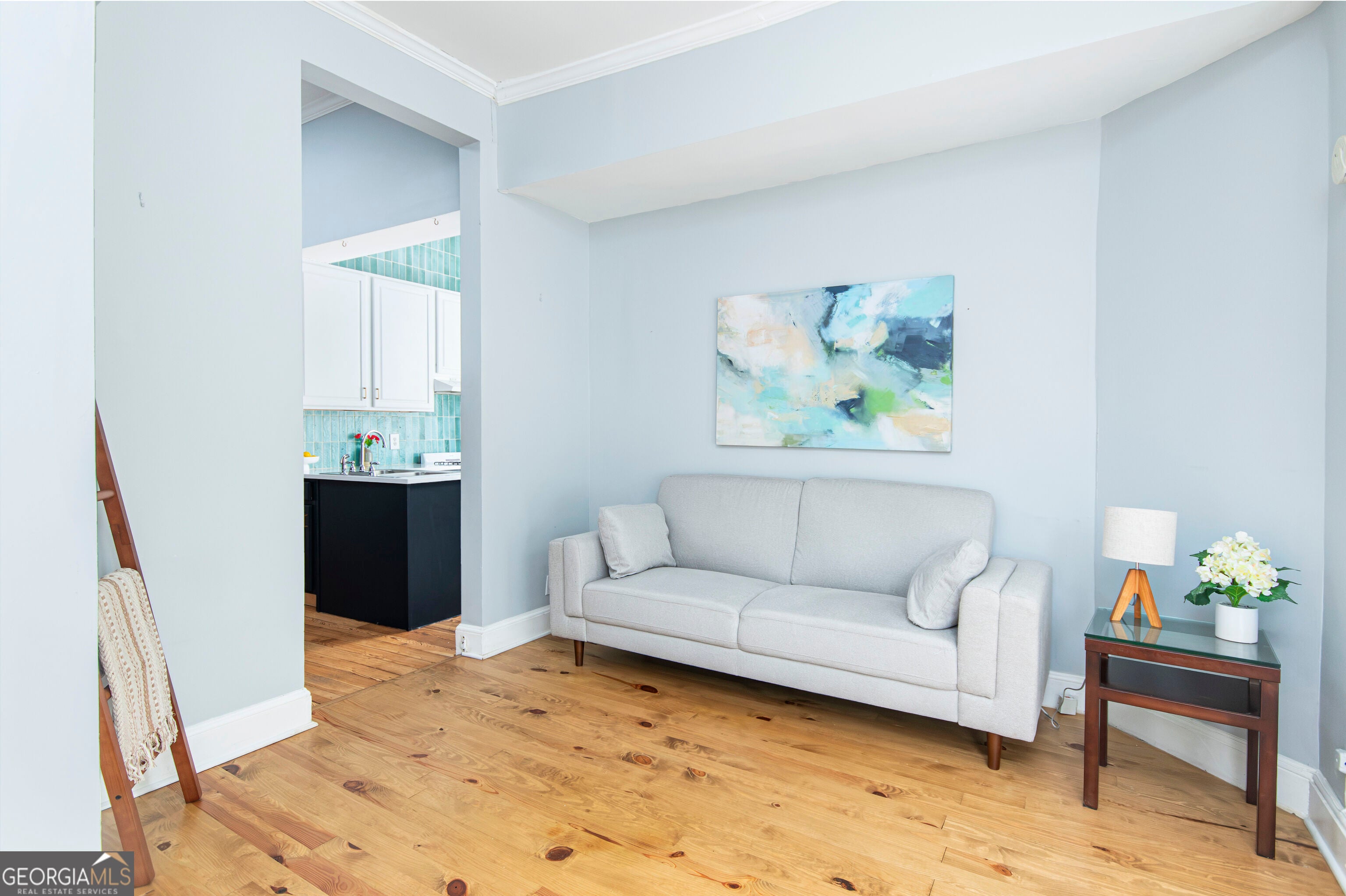 980 Saint Charles AVE NE 2