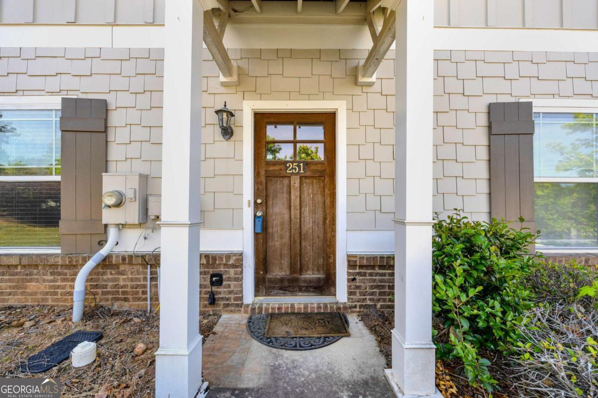 251 Oconee River CIR