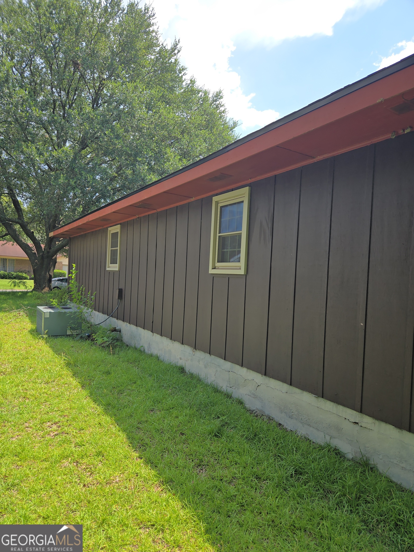 105 Mitchell CT