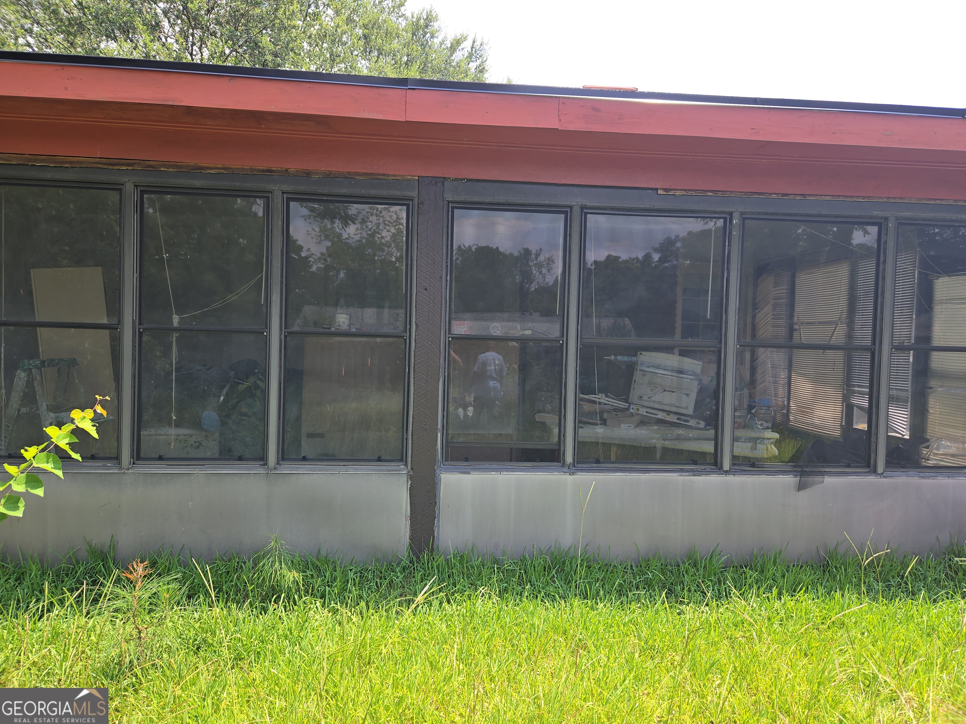 105 Mitchell CT