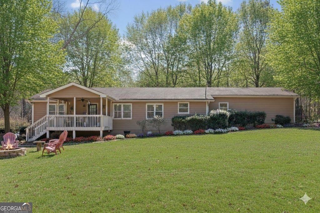 Photo of 1537 David Lee Street, Acworth, GA 30102 (MLS # 10690853)