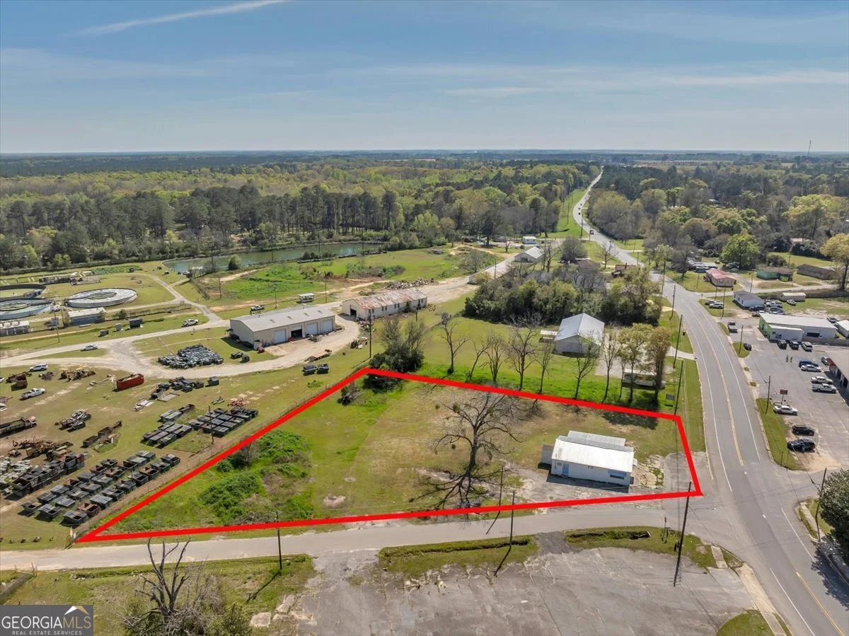 131 S Jackson Street, Hawkinsville, GA, 31036