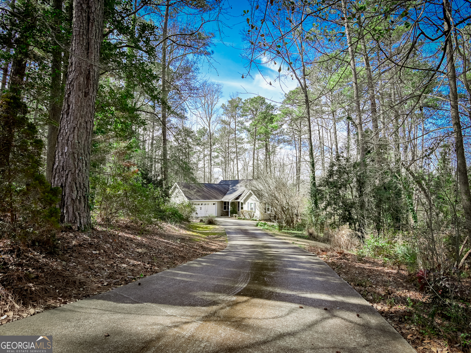 395 Willow Shoals DR