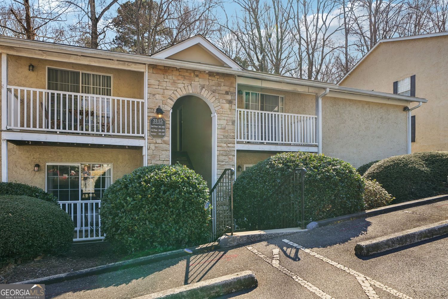 311 Seven Pines CT 207