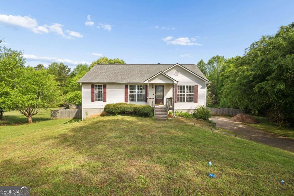 Photo of 1123 Patriot Circle, Mcdonough, GA 30252 (MLS # 10731695)