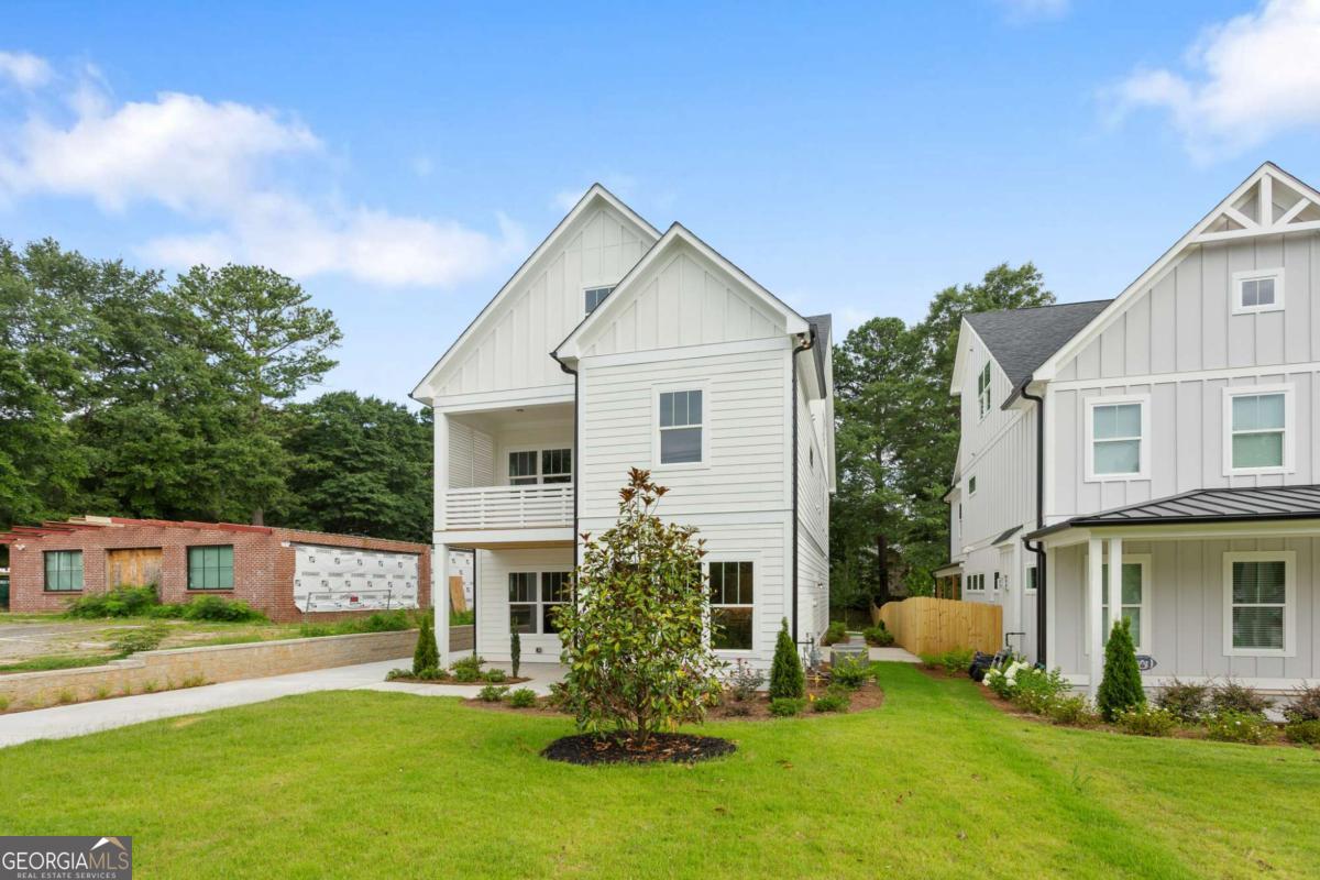 1577 Roswell ST SE