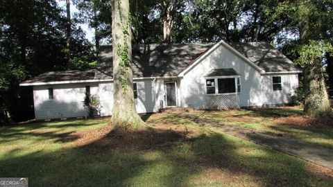 A home in Lagrange