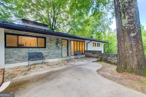 Photo of 1676 Moores Mill Road NW, Atlanta, GA 30327 (MLS # 10636077)