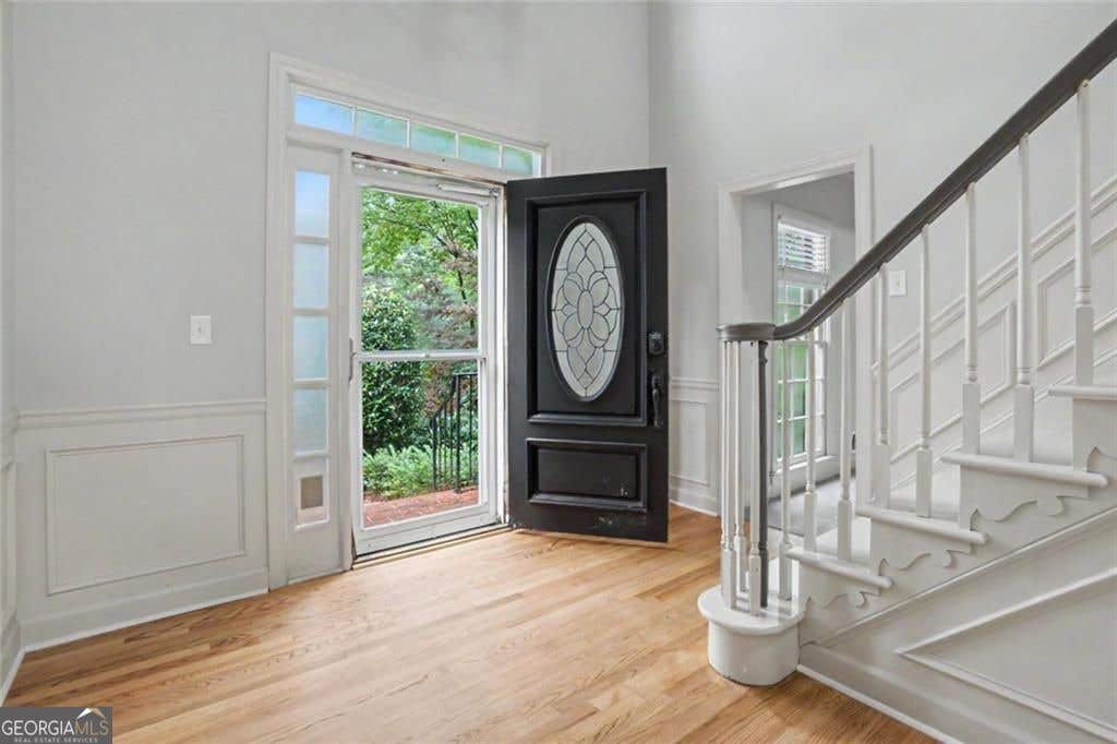 Photo of 10785 Tuxford Drive, Alpharetta, GA 30022 (MLS # 10815116)