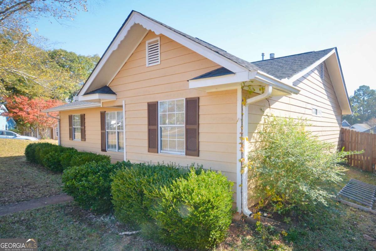 Waterford on Ellis - Residential Lease