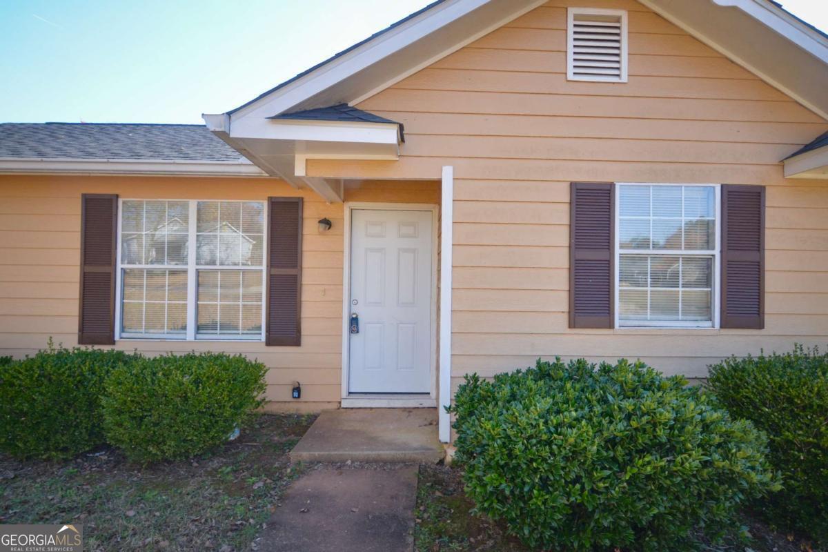 Waterford on Ellis - Residential Lease