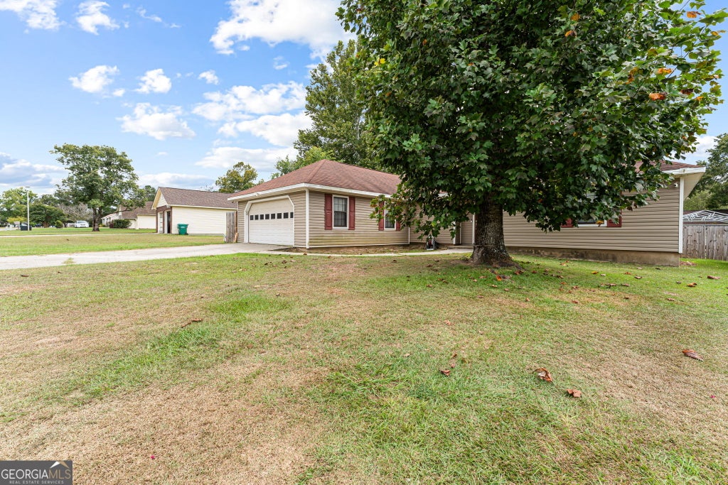 Photo of 218 Morning Dove Lane, Warner Robins, GA 31088 (MLS # 10856885)