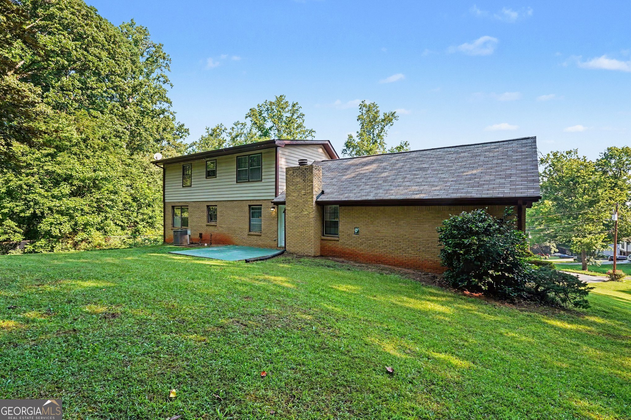 7317 Deerwood DR