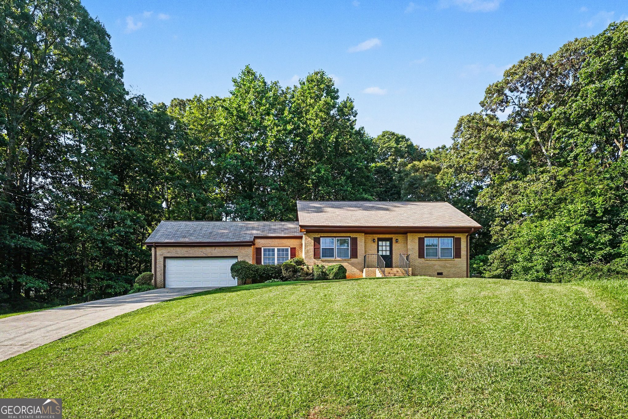 7317 Deerwood DR