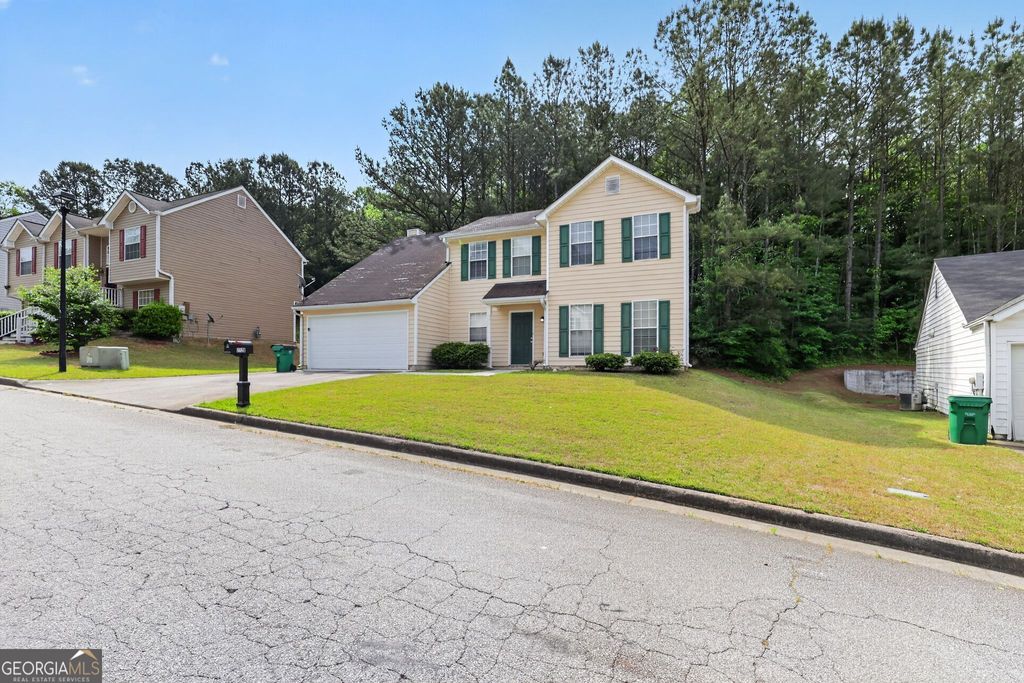 Photo of 2729 Cedar Trace Drive, Ellenwood, GA 30294 (MLS # 10740489)