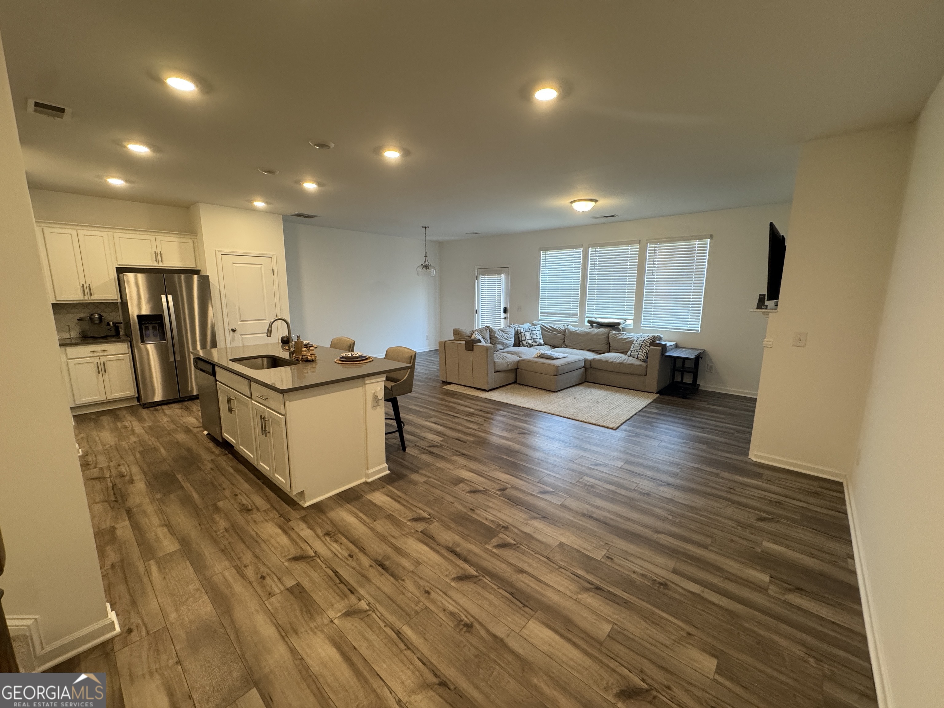 3565 Bexton DR