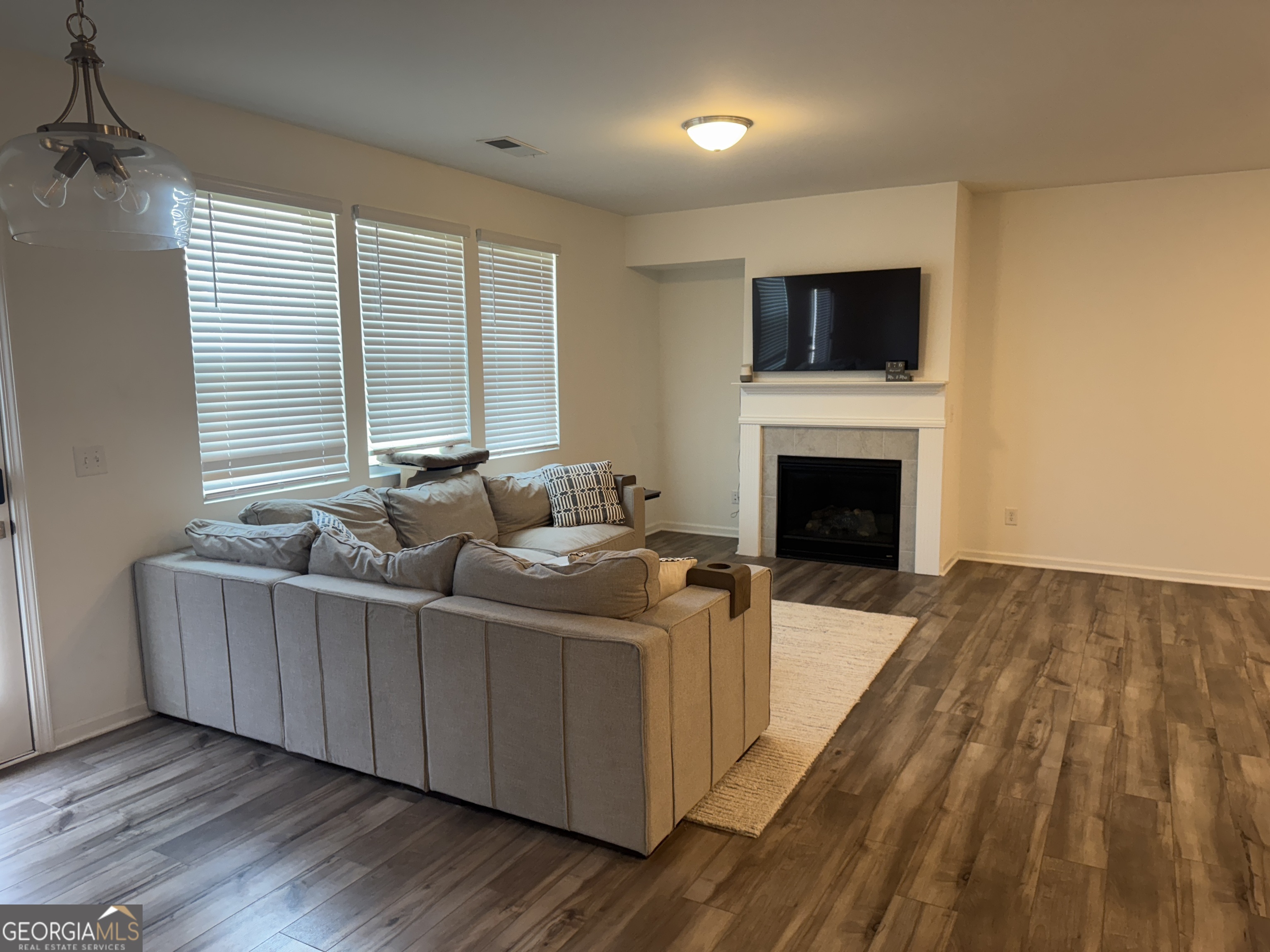 3565 Bexton DR