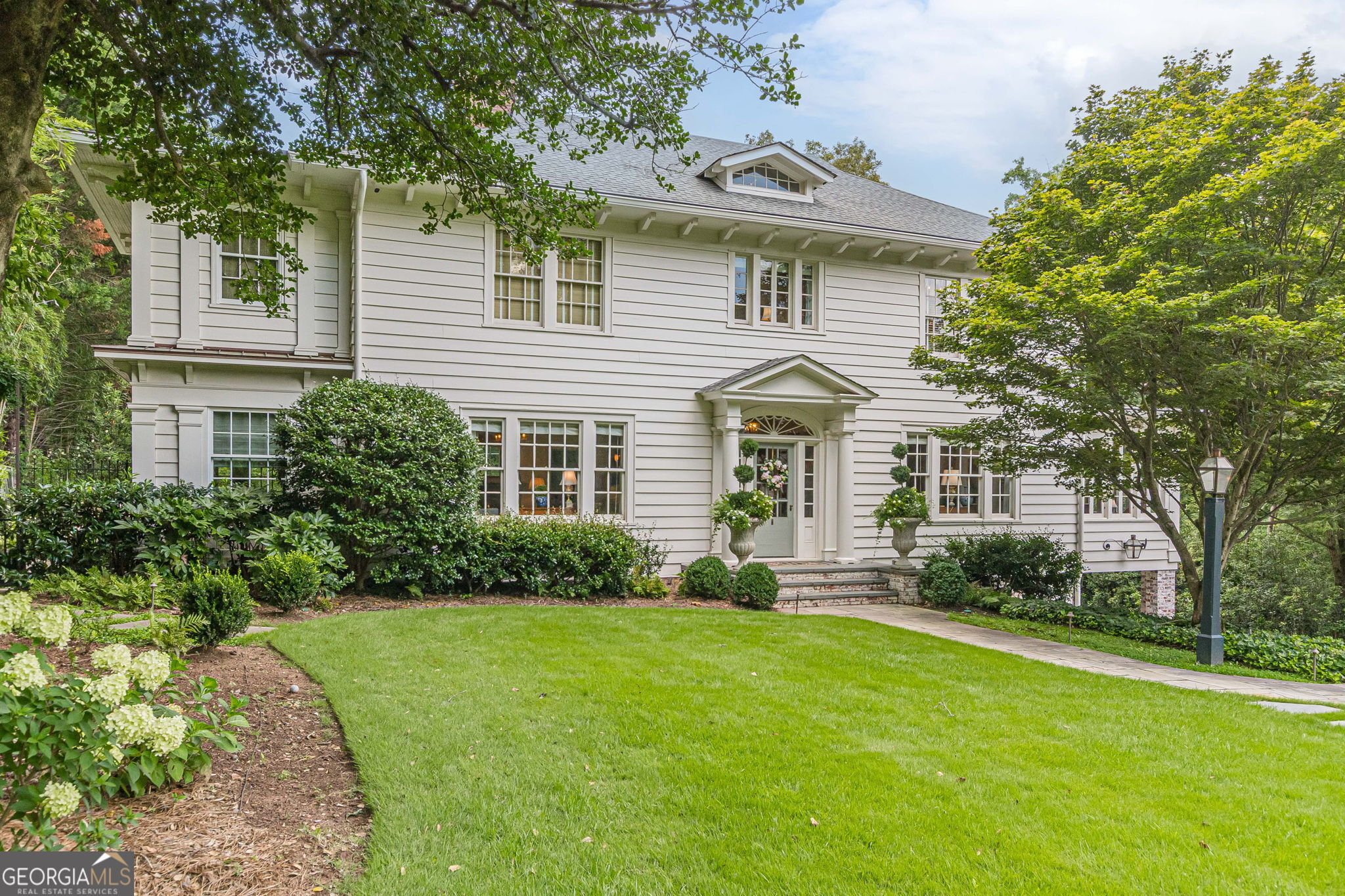 2583 Habersham RD NW
