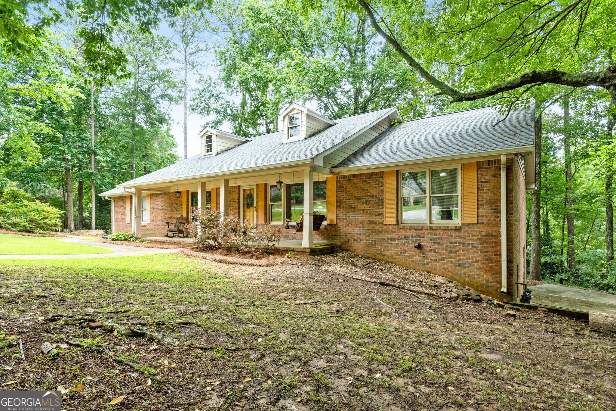 1290 Shadowlawn DR NE