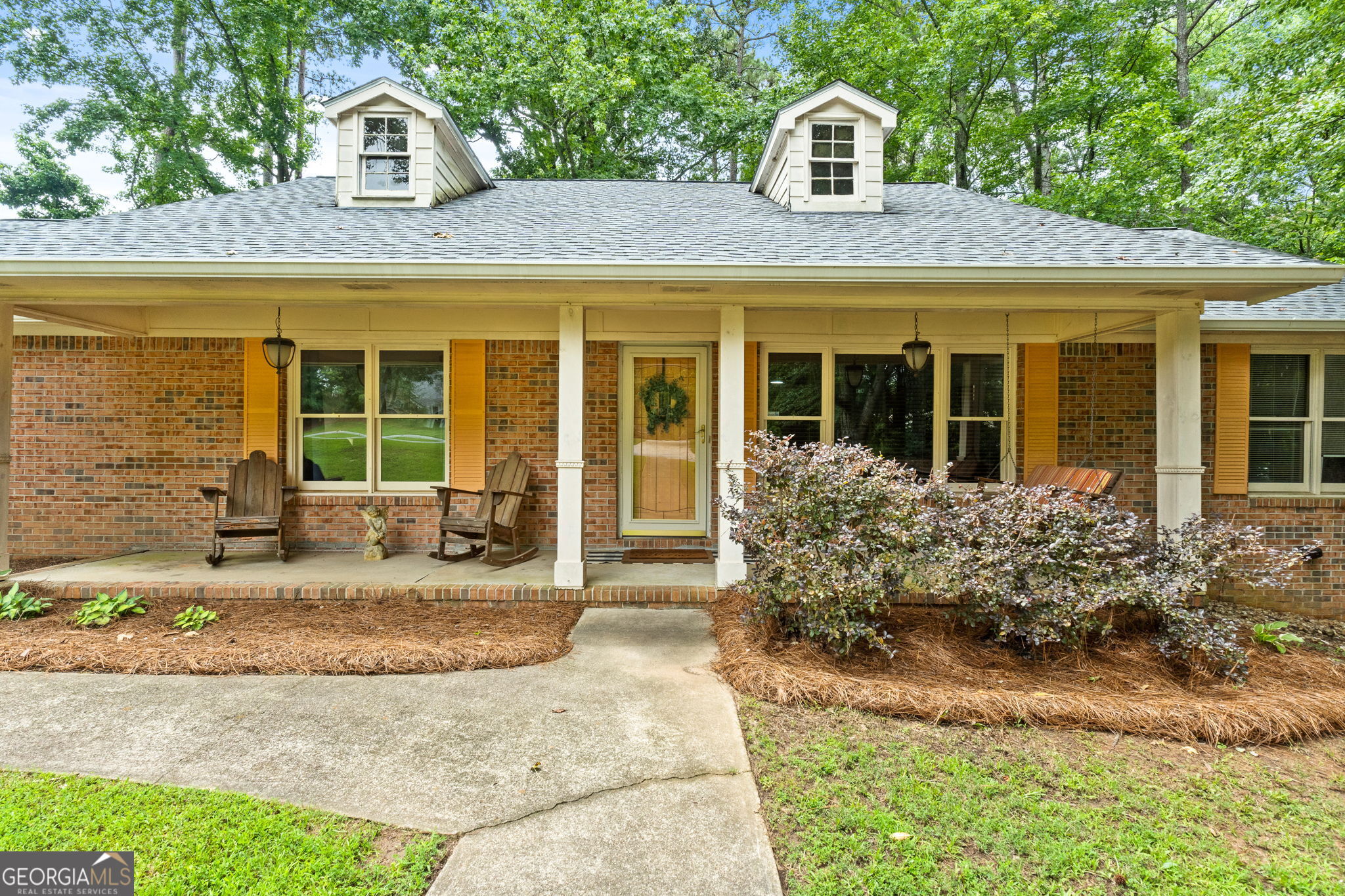 1290 Shadowlawn DR NE