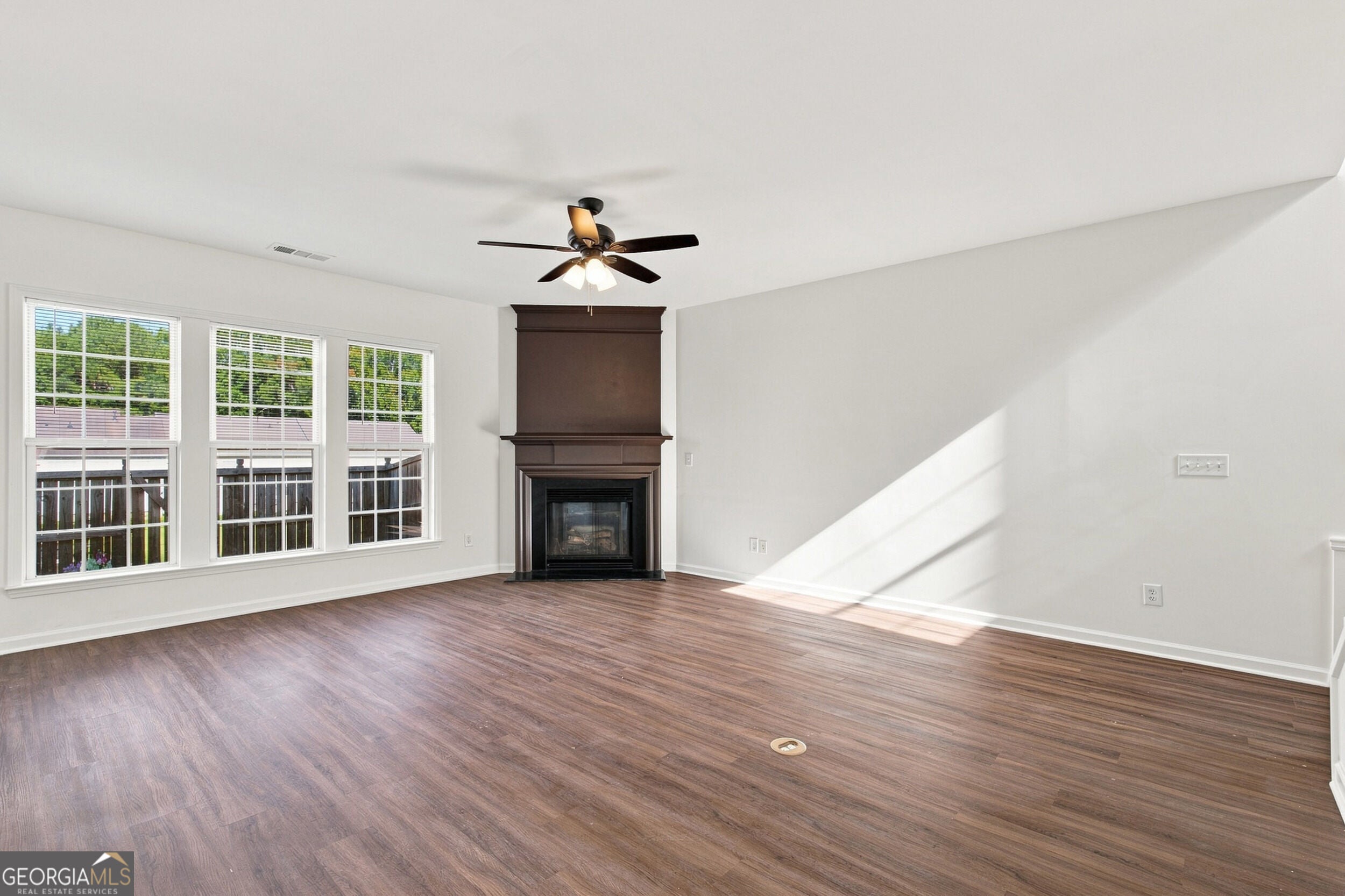 4181 Royal Regency CIR NW BLDG 13